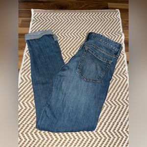 Gap Sexy Boyfriend Fit cropped blue jeans size 25